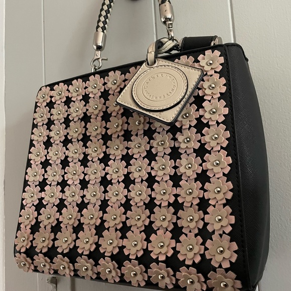 CATHERINE MALANDRINO BLACK & PINK FLORAL HANDBAG W CROSSBODY STRAP VEGAN LEATHER - Picture 4 of 7